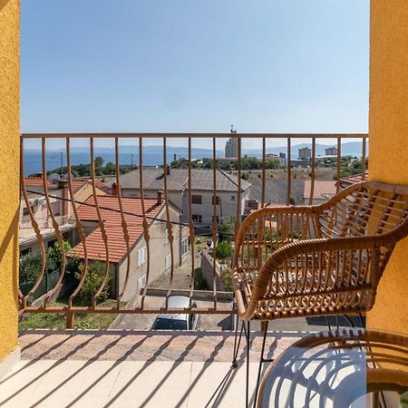 Adastra Apartments With Private Parking And Floor Heating 里耶卡 外观 照片