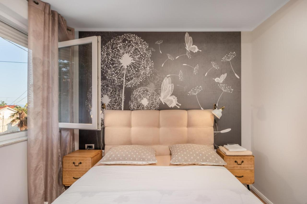 Adastra Apartments With Private Parking And Floor Heating 里耶卡 外观 照片